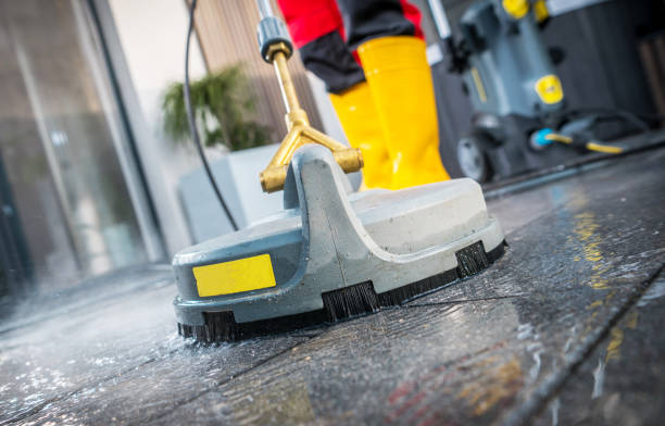 Why Choose Our Certified Pressure Washing Experts for Your Project Needs in Booneville, MS?
